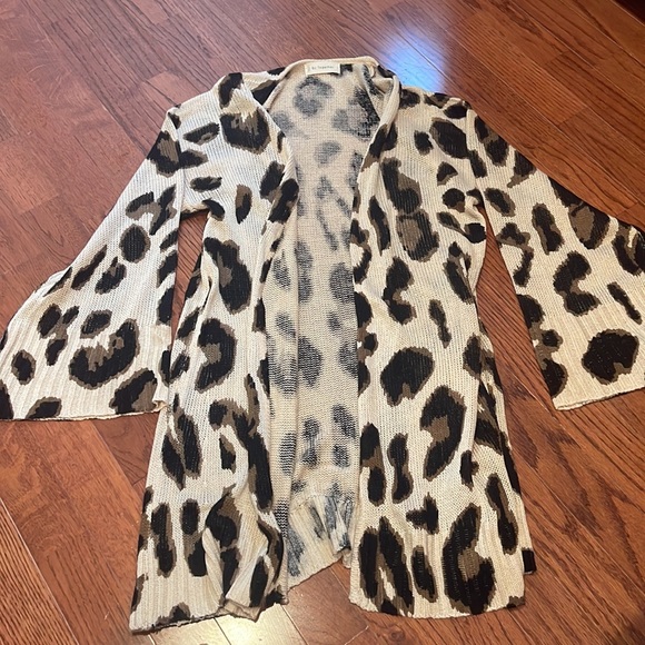 Leopard Cardigan - Picture 2 of 3